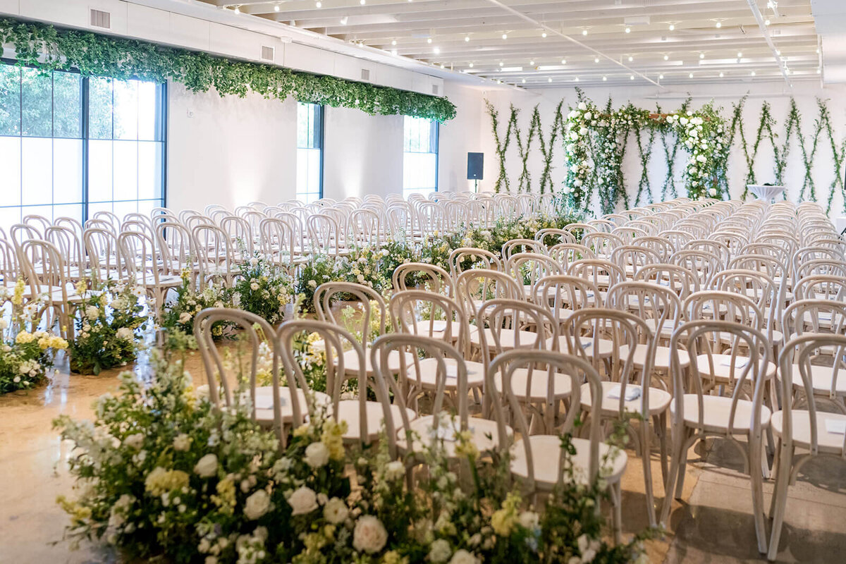 21.nashville-meets-new-york-urban-wedding-modern-vintage-events
