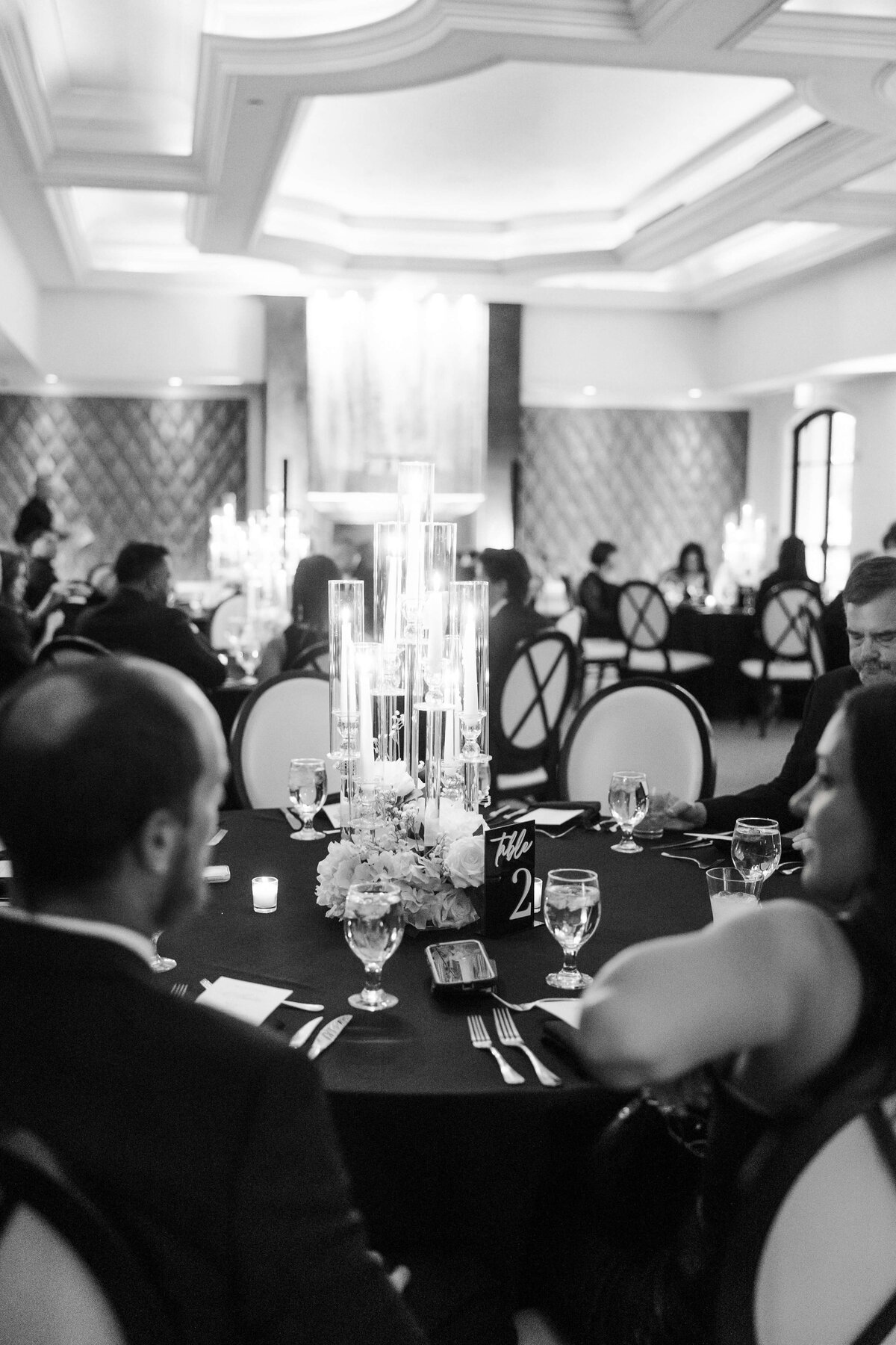 96riskyexposure_andrea-george_las-vegas-elopement-photography