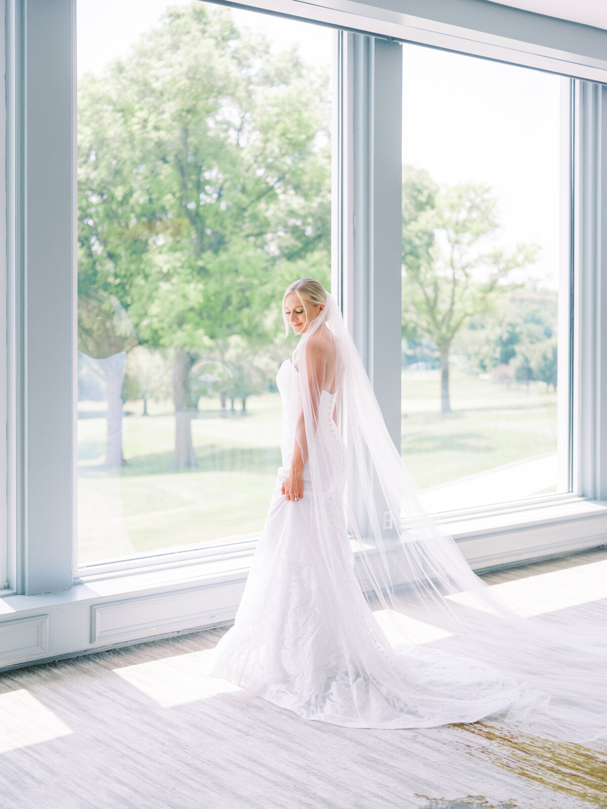 Jessica Blex Photography - Luxury Wedding at Happy Hollow Club - Nebraska Photographer-45