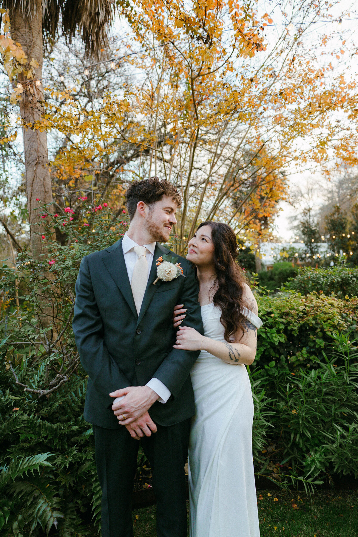 Lindsey&AlexWeddingPhotos_Film_AustinWeddingPhotographer_HereafterFilms_82-2