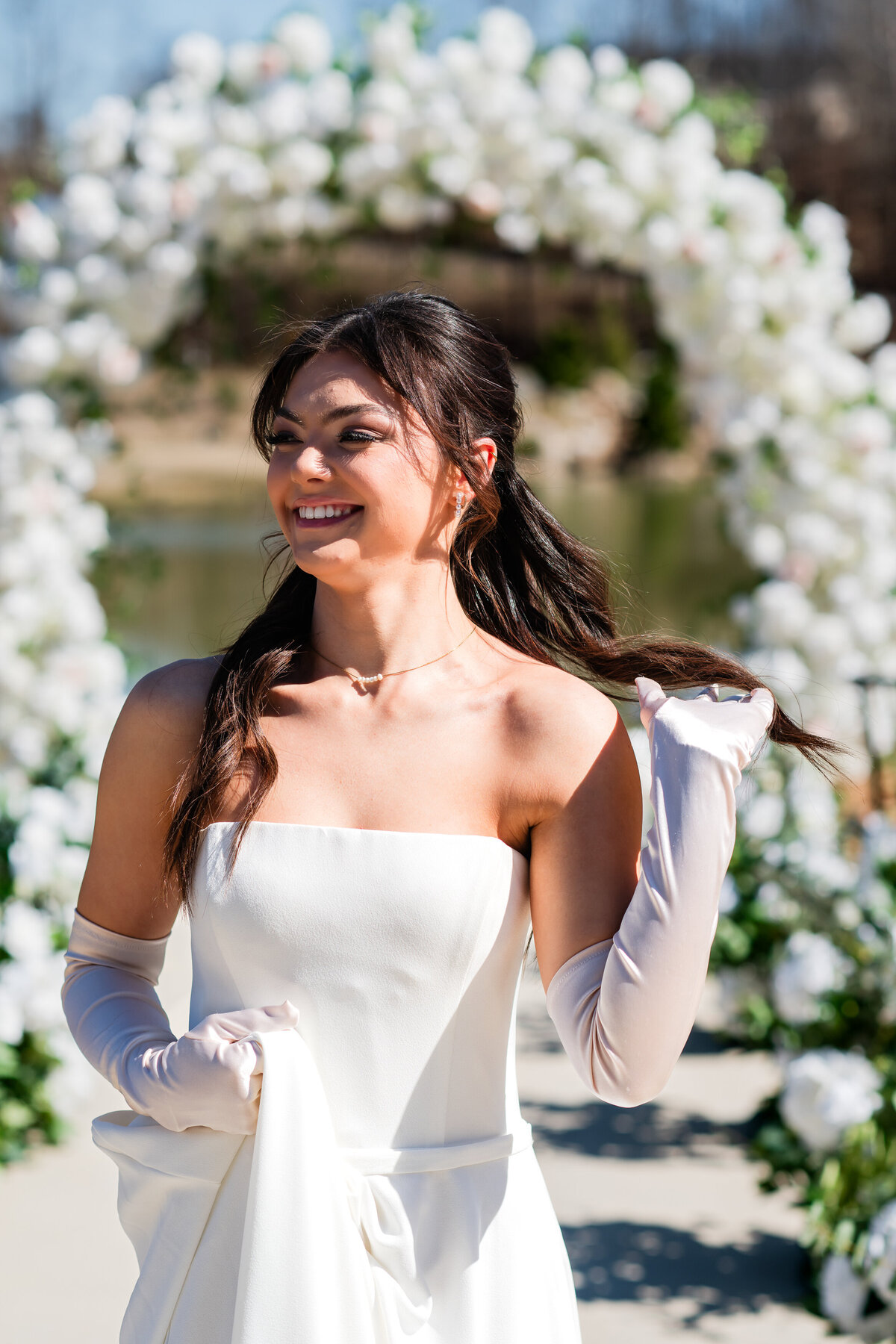 2025_PixelsandWood_JodieBrim_brideGroom-15