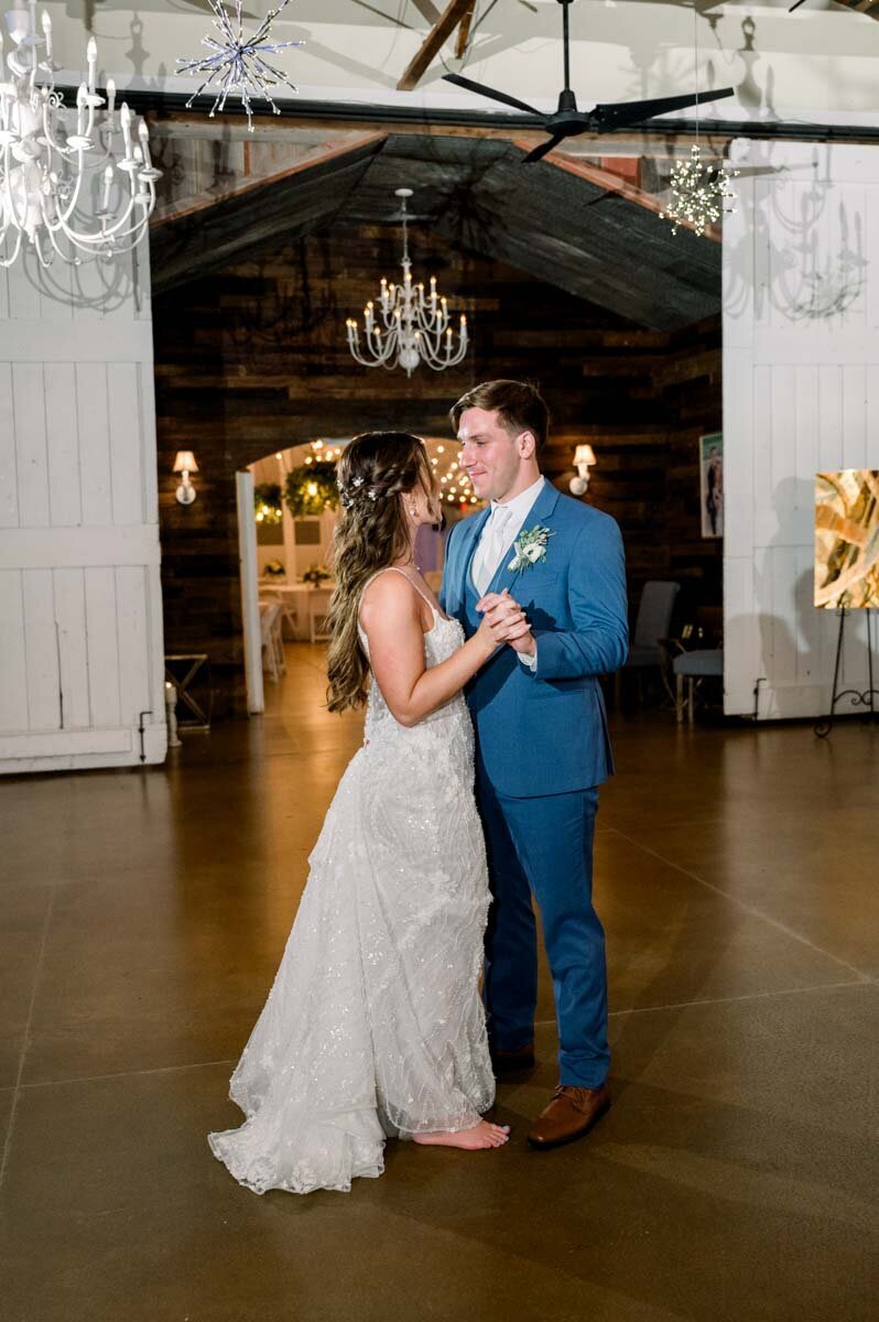 Kayla-Turner-Venue-5126-Oswego-Wedding-89