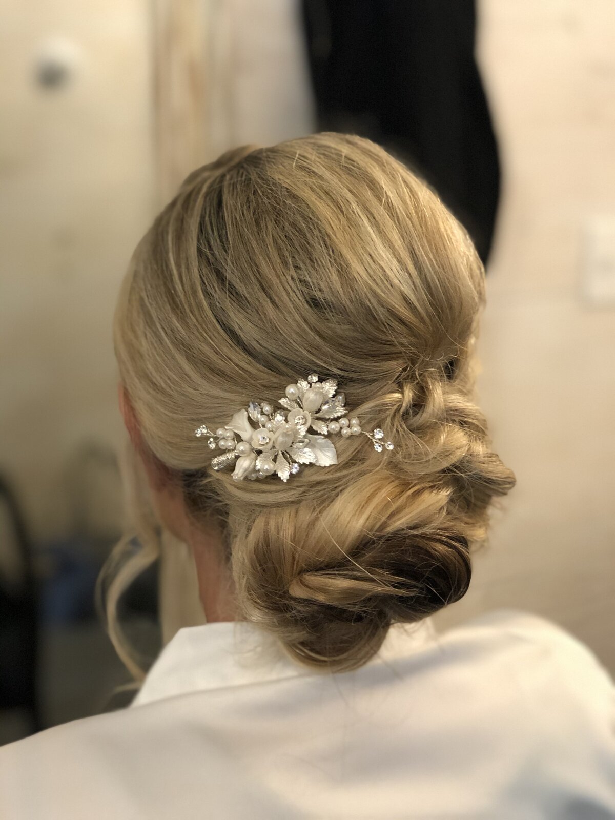 ct-wedding-hair-and-makeup-smudge-makeup-ct-11