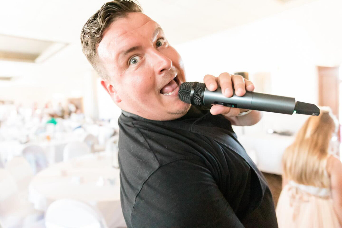 0A51D4B6-A8DA-41F4-9DC4-300DDD198EEC