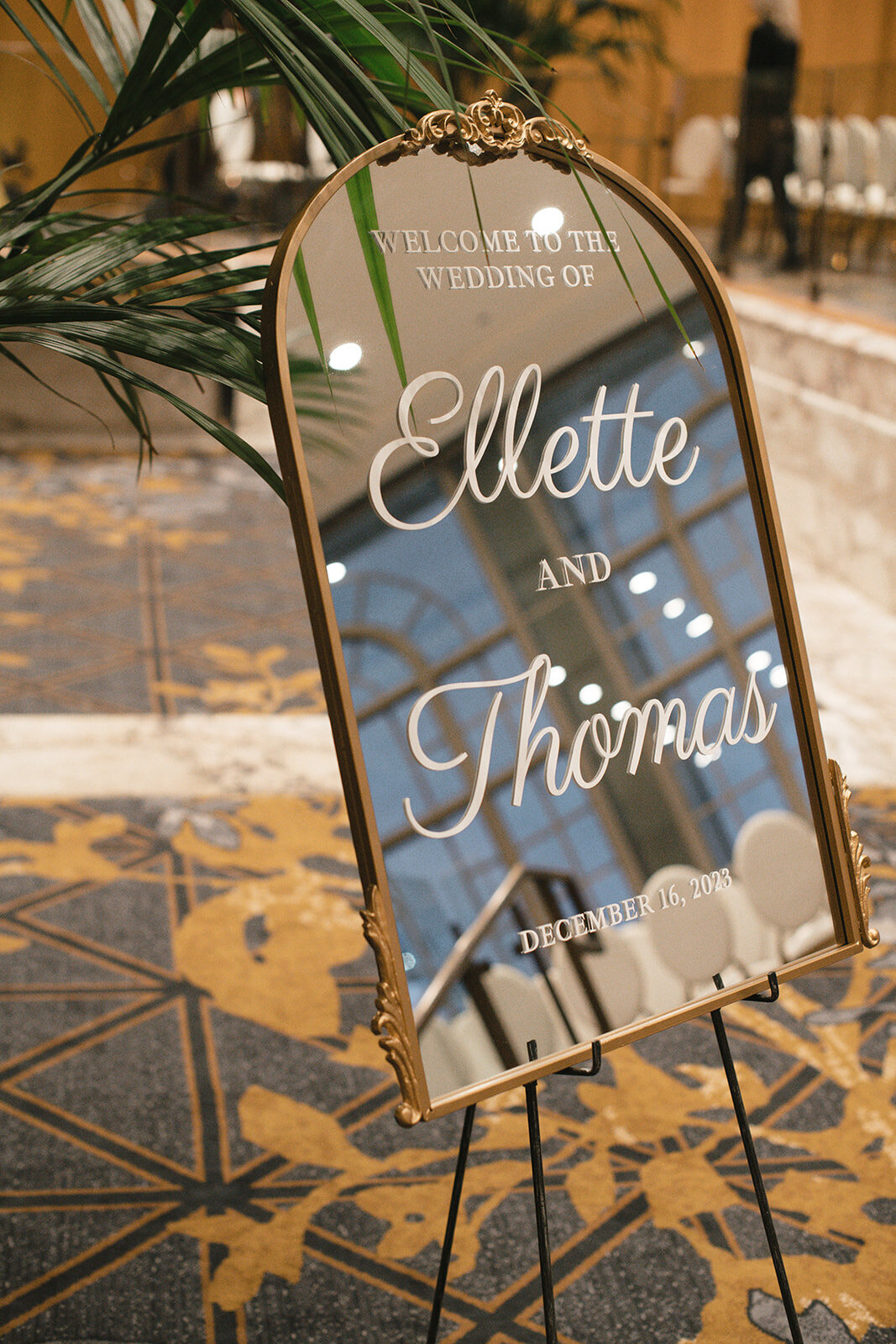 Grand-White-Wedding-Fairmont-Hotel-Flora-Nova-Design-Seattle-00008