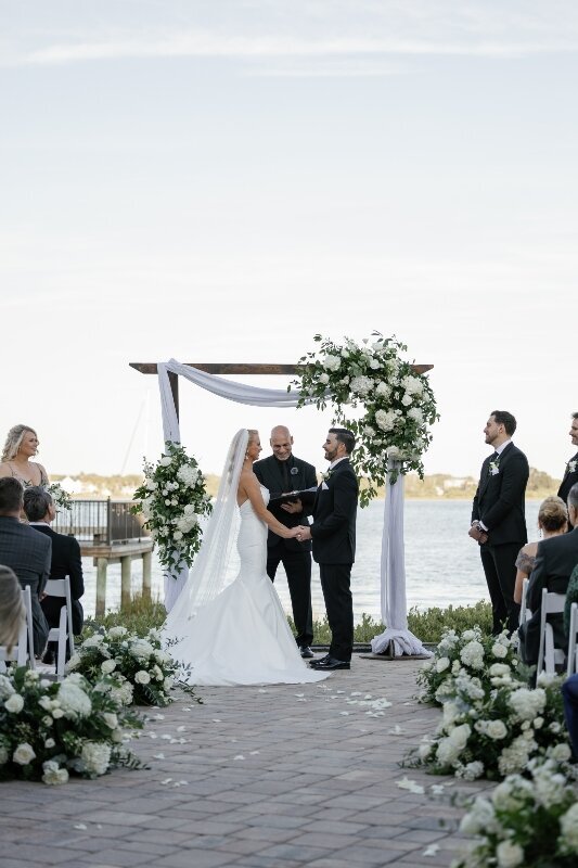 ALP16940Timelessweddingflorals