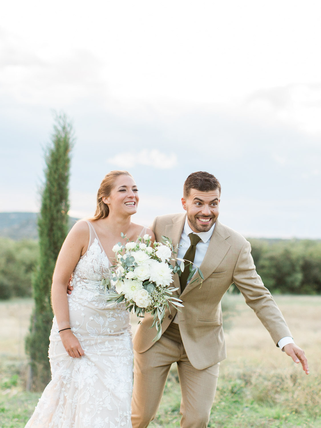 photographe-mariage-domaine-des-grillons-reauville-victoria-le-petit-1-2
