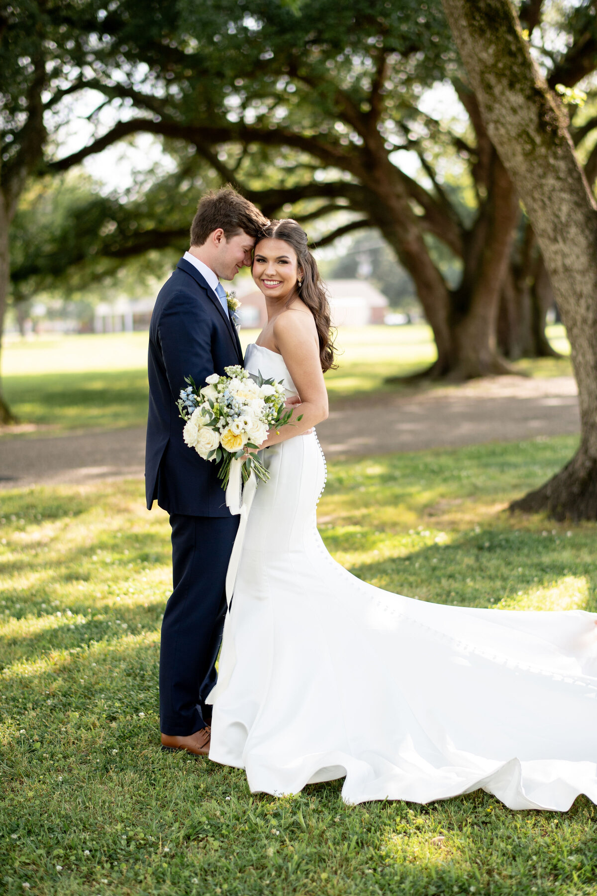 Hannah Lamb Events full service wedding planning and design company Louisiana based destination wedding and event planner5