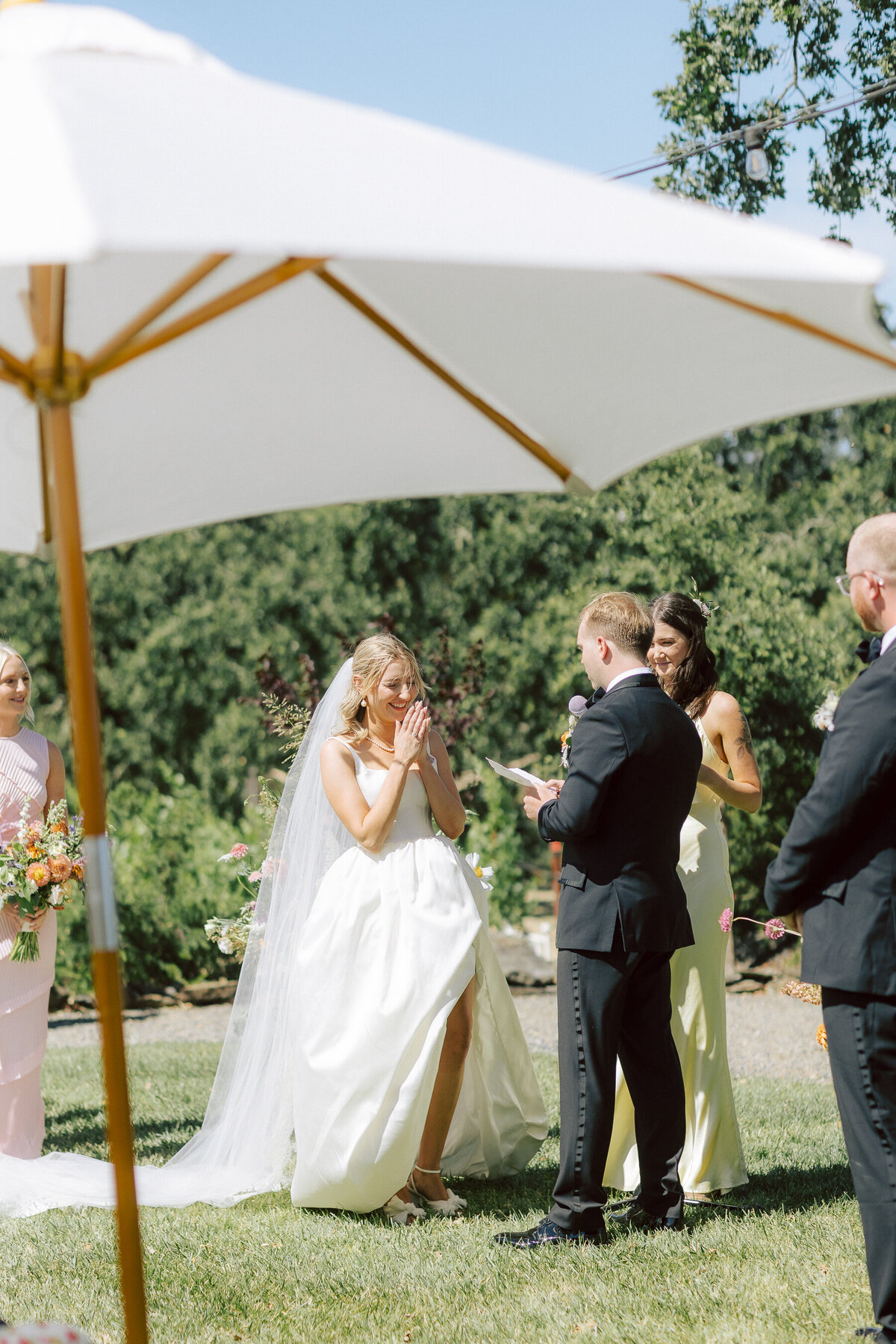 0051_gretchen_gause_photo_healdsburg_wedding_arista_winery_ceremony_blue_sky_2024-
