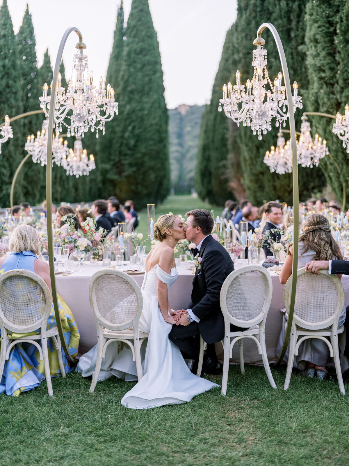 Brides_Villa-Cetinale-Italy_Redamancy-Photo-and-Film_123