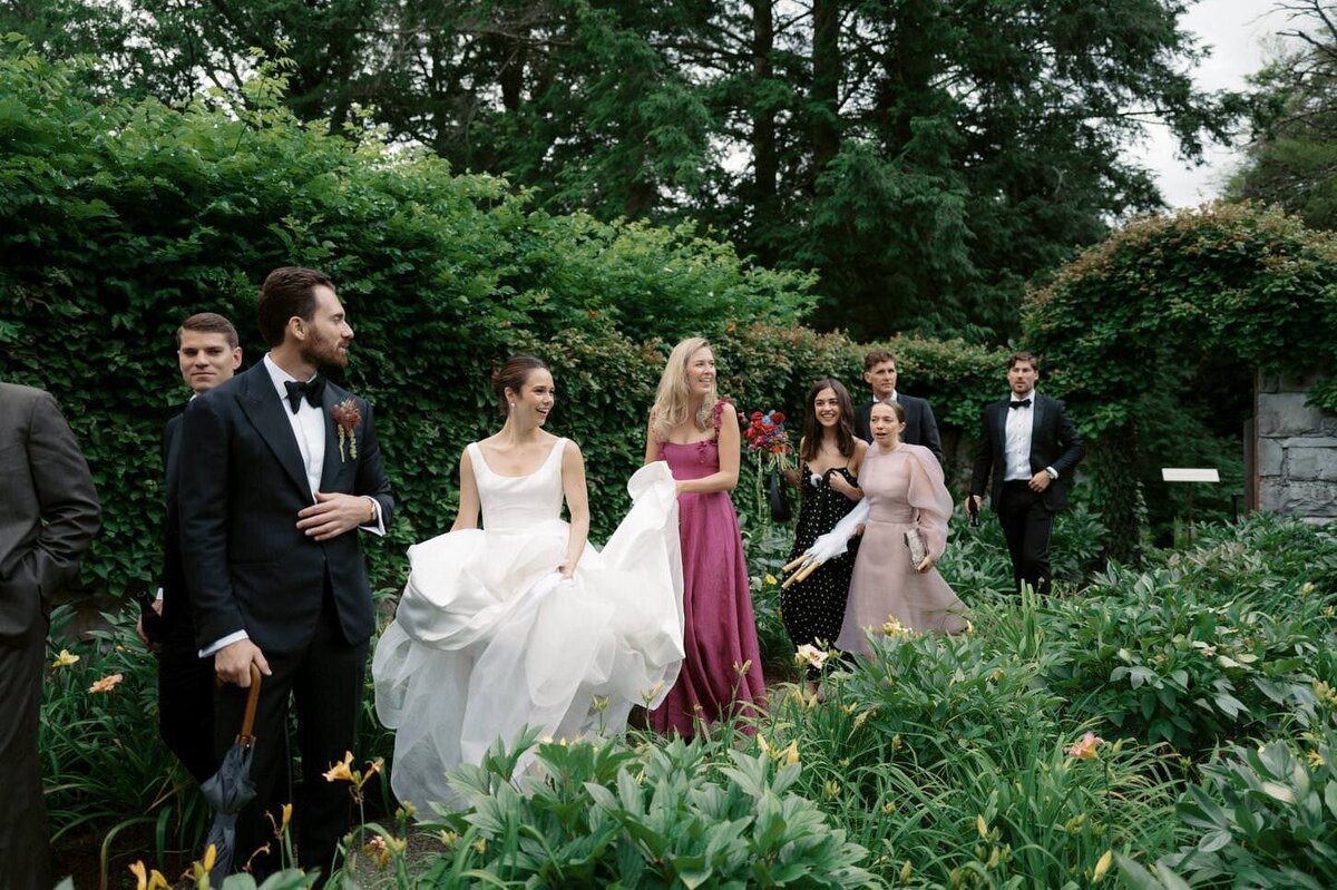 troutbeck-07-bridal-party-gathering-in-garden-for-portraits-at-troutbeck-jenny-fu-studio