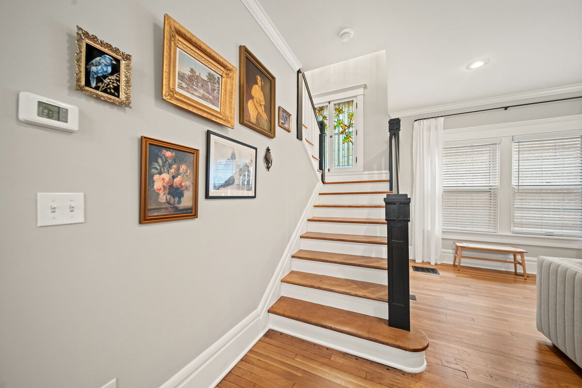 46-web-or-mls-A7406473
