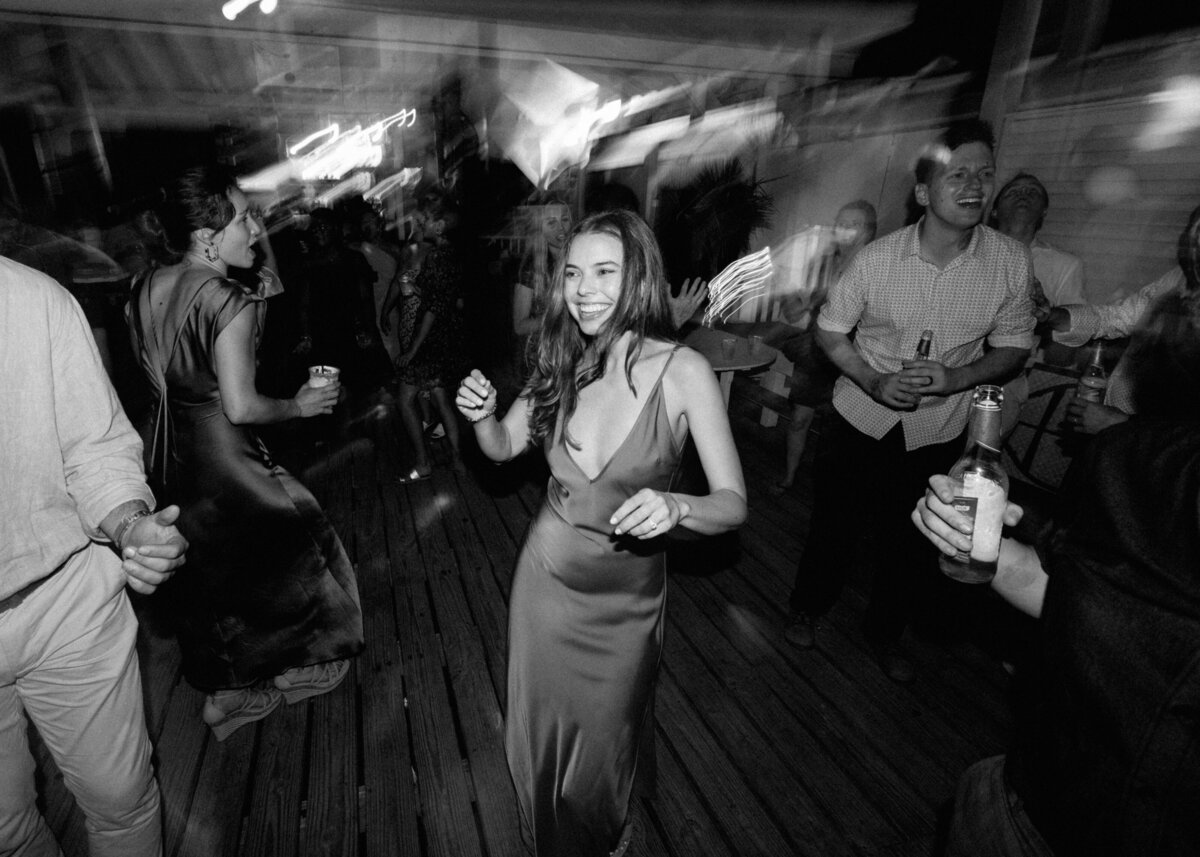 alessandra-shane-harbour-island-wedding-hollyclarkphotography-h-1221