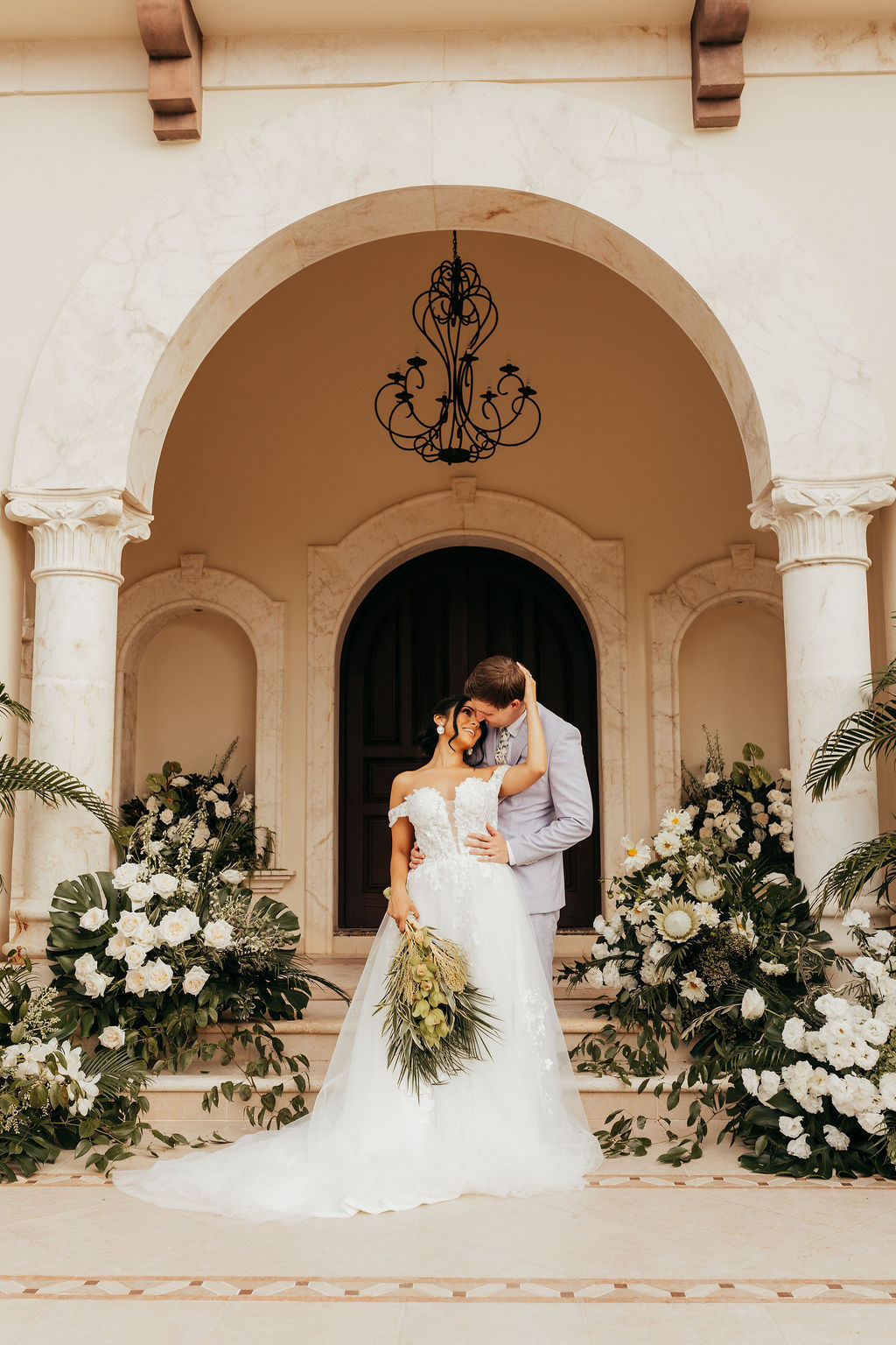 villa-la-joya-wedding-florist-TJ9A9072