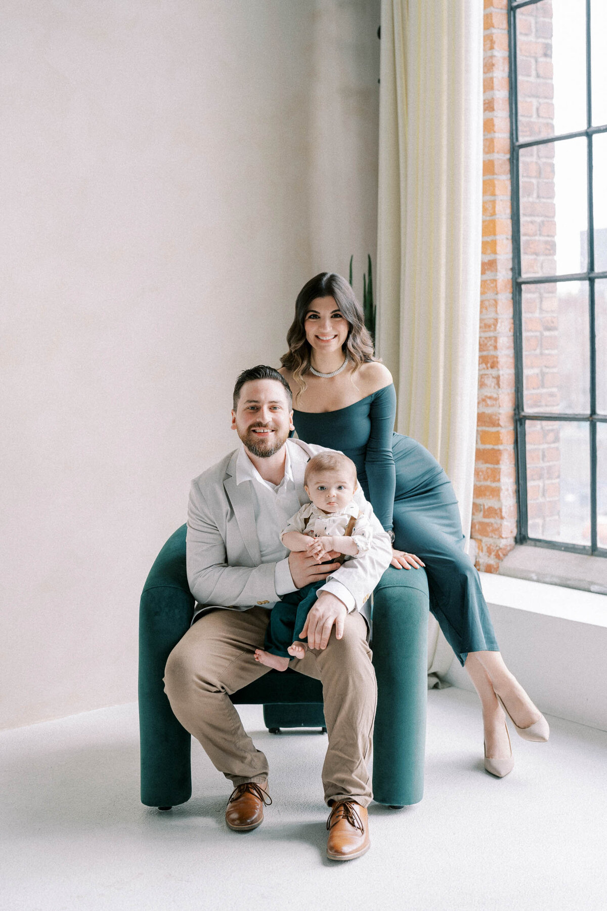 Family 2500px-1065