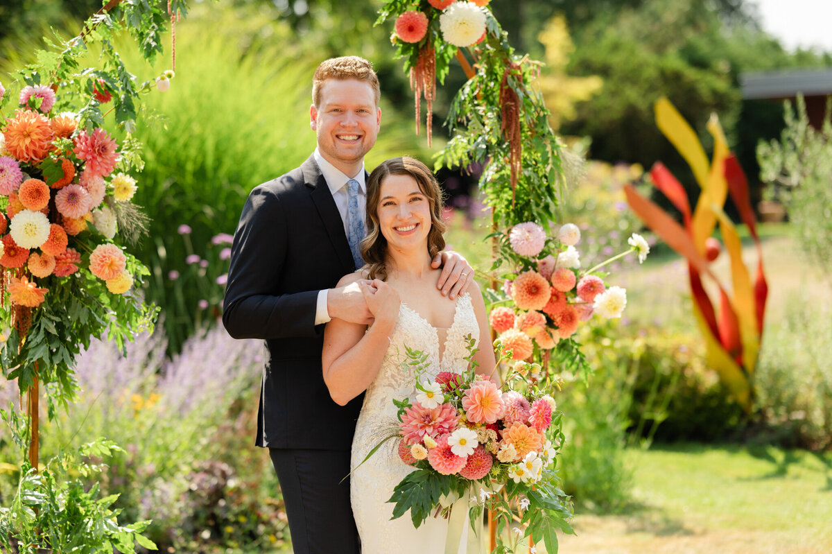 Bellingham-Backyard-Wedding-Photographer_VT_Caylie-Mash_0240