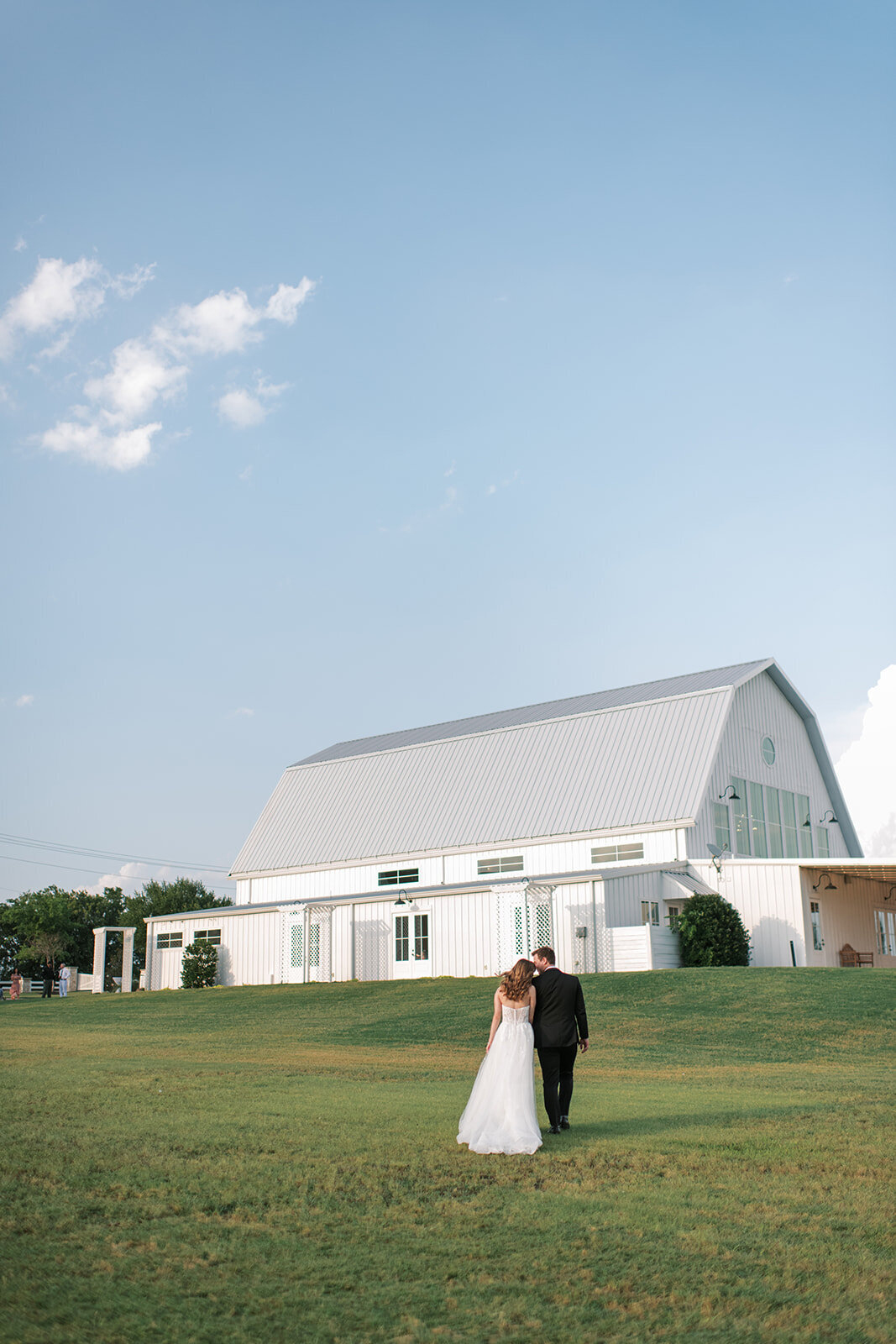 Meghan + Jackson Rowell - The Nest at Ruth Farms - Stephanie Michelle Photography - Dallas Wedding Photographer - Bride + Groom-102