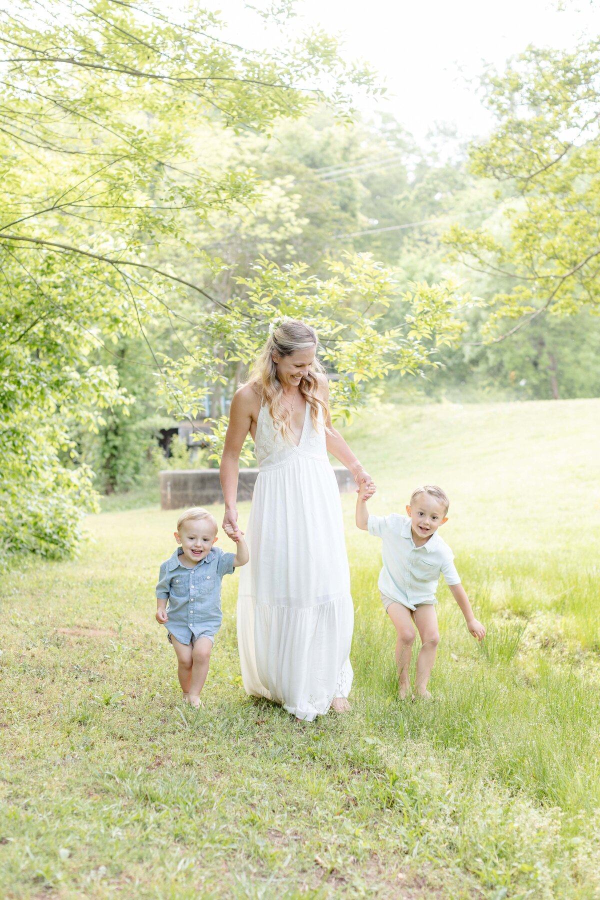 Greenville-SC-Family-Spring-Mini-Session-Magnolia-and-Grace-Photography-Co-MeganP10