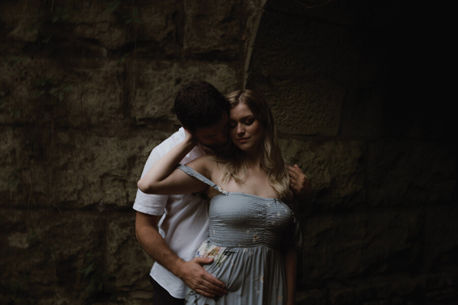 man-kissing-woman-romantic-portrait