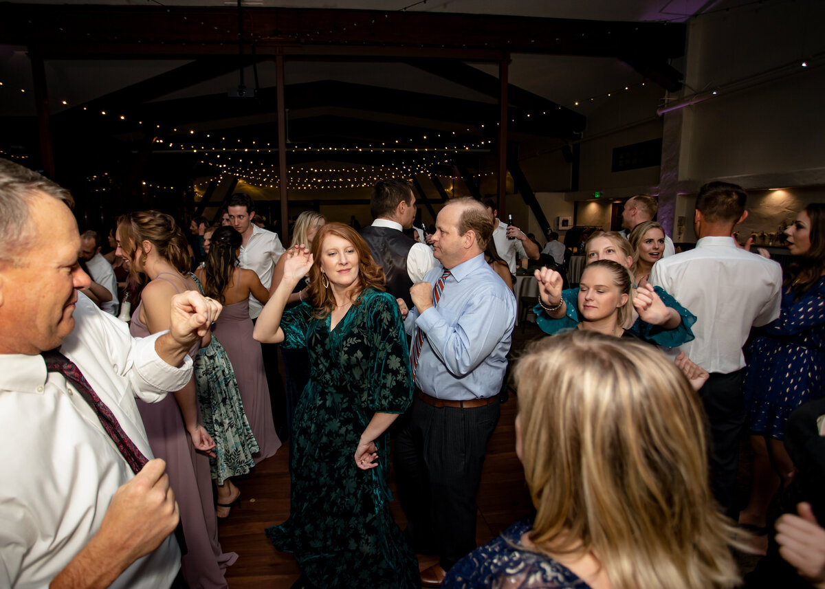 10232021_Melissa&ThomasWedding_PalisadesTahoeCA_AnjaJensenPhotography-338