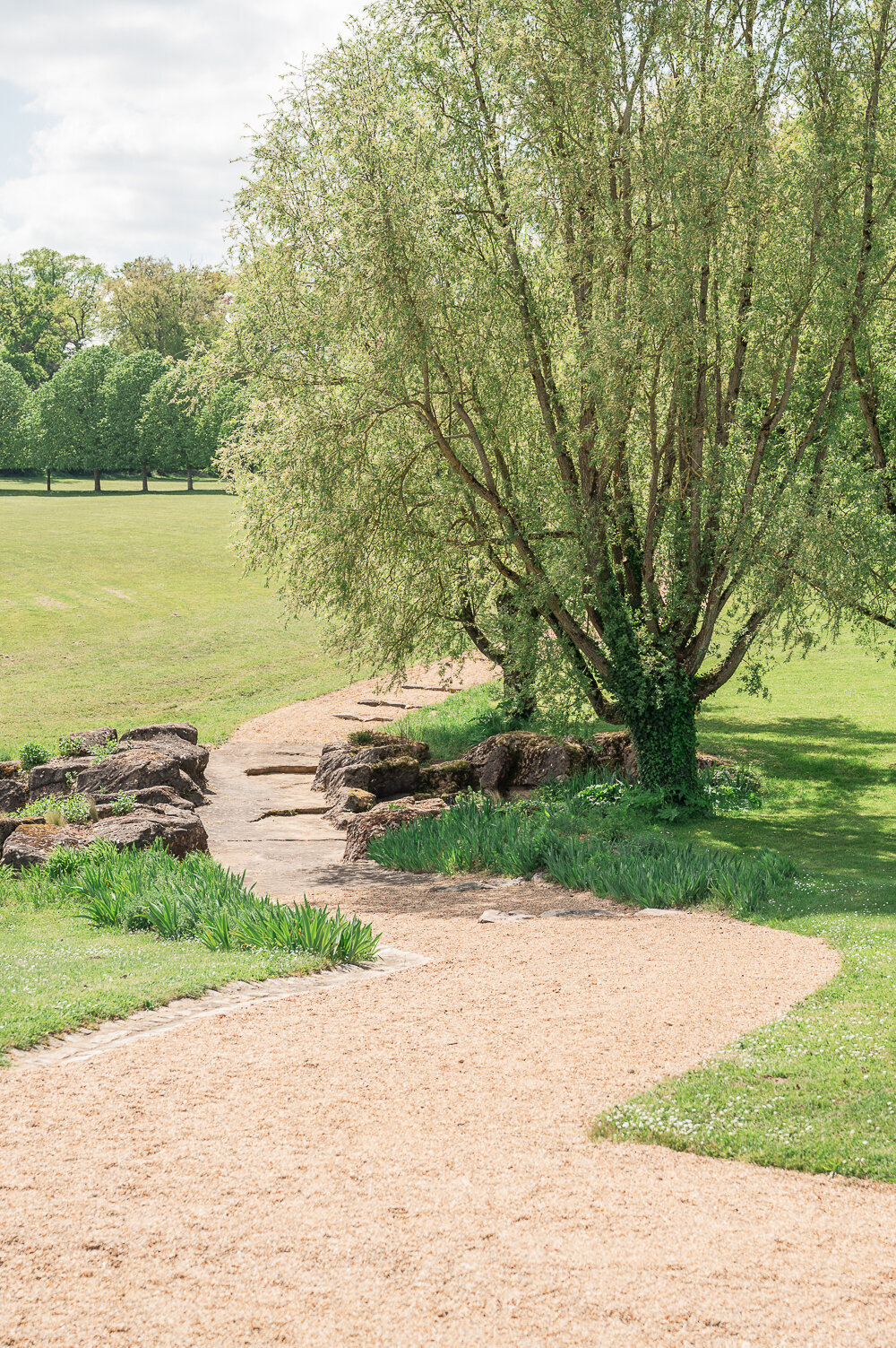 Engagement-shoot-picnic-in-France-2-23