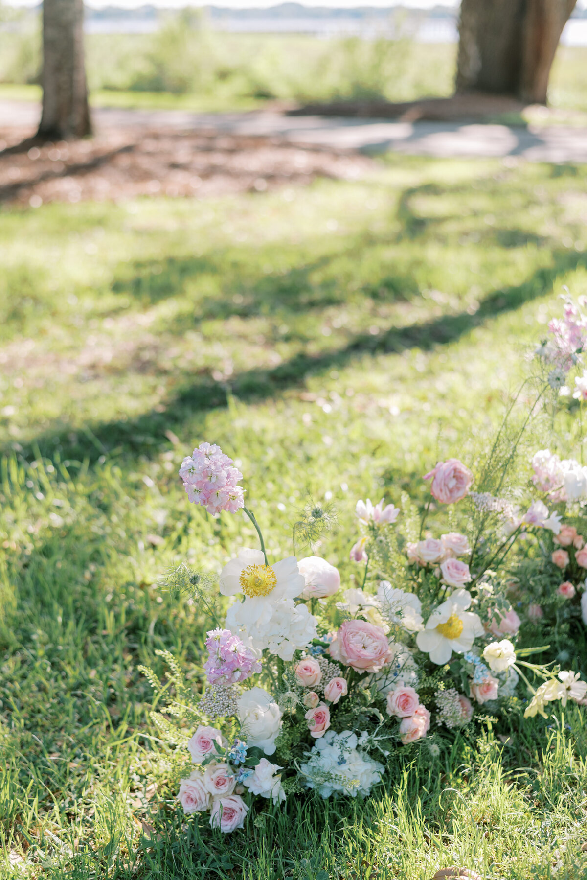 Springtime Lowndes Grove Wedding in Charleston (6)