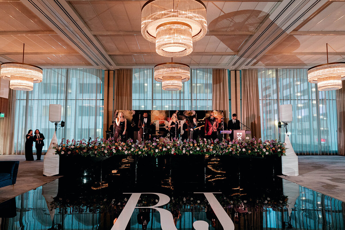 the-thompson-dallas-luxury-wedding--05143