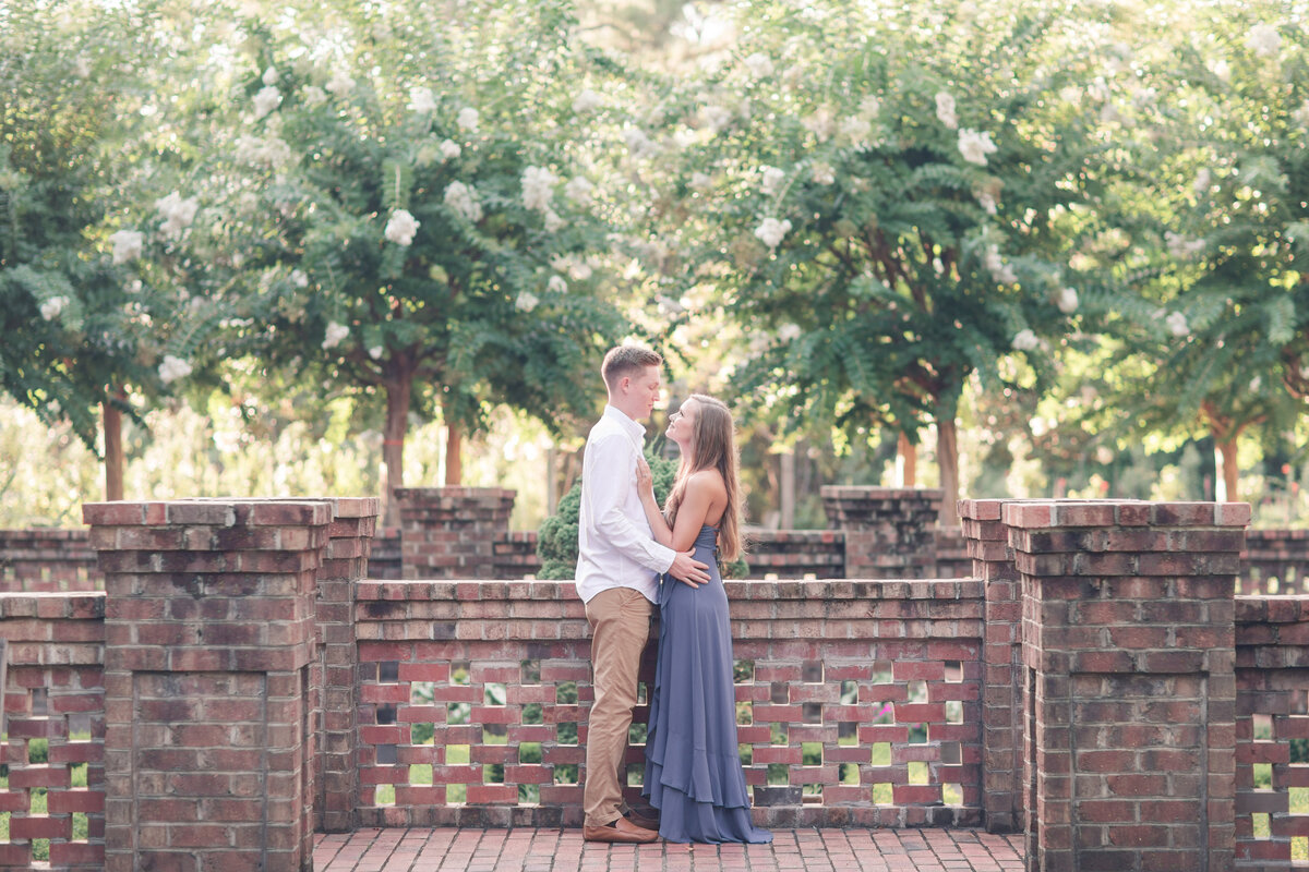 Jennifer B Photography-Sandhills Gardens-Caleb & Laura-Engagement Session-2019-0064