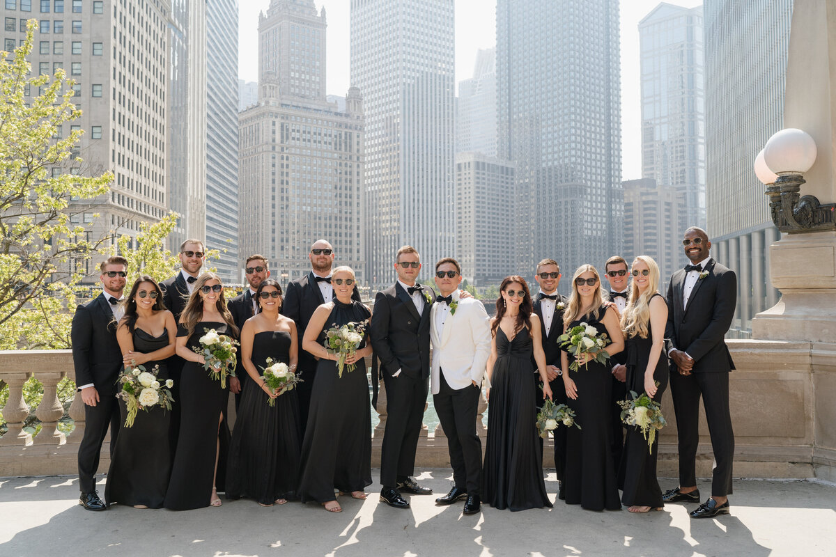 Chicago Illuminating Company Modern Greenery Wedding by Life In Bloom_2
