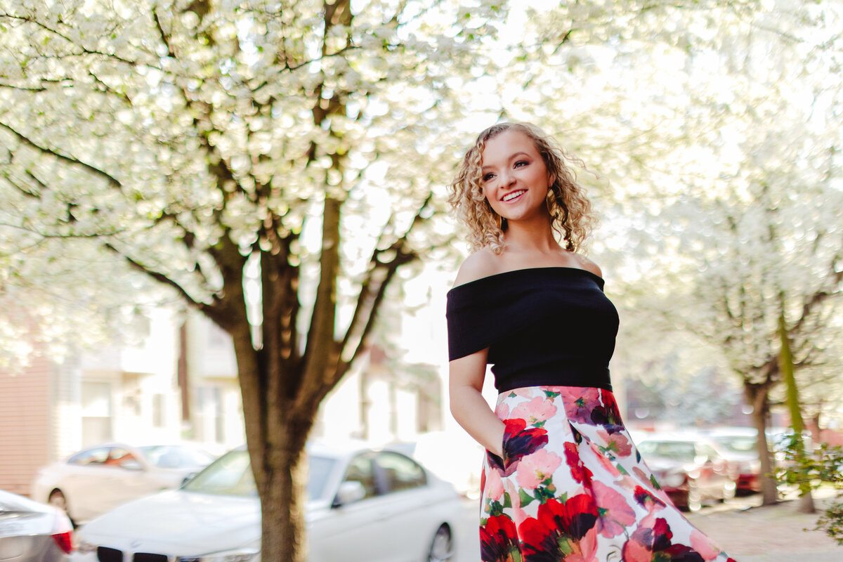 Harrisburg-PA-Spring-Senior-Pictures-Downtown-Blooming-Trees-Smiling-Girl