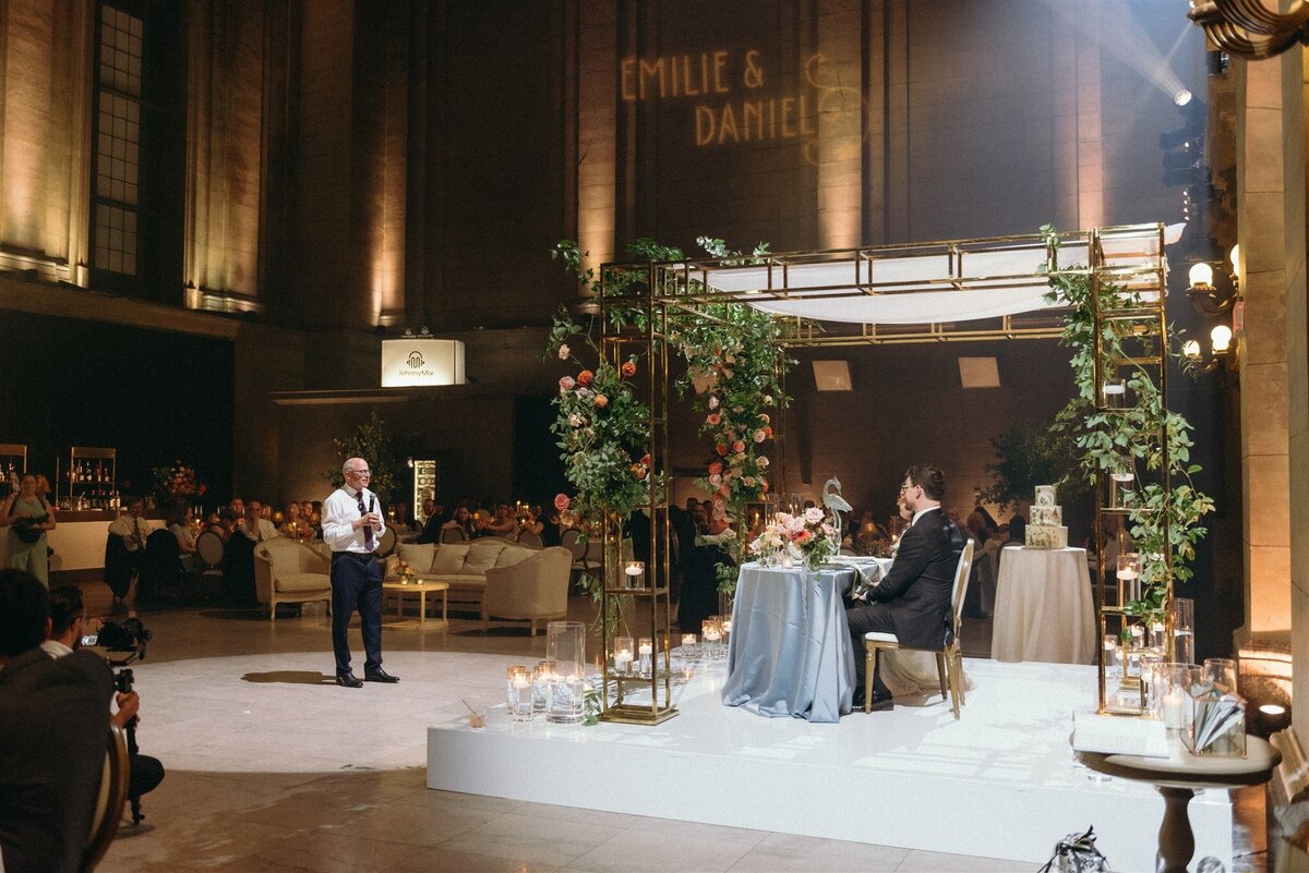 theatre-st-james-jewish-vintage-wedding-julia-garcia-prat-montreal-luxury-wedding-photographer-886