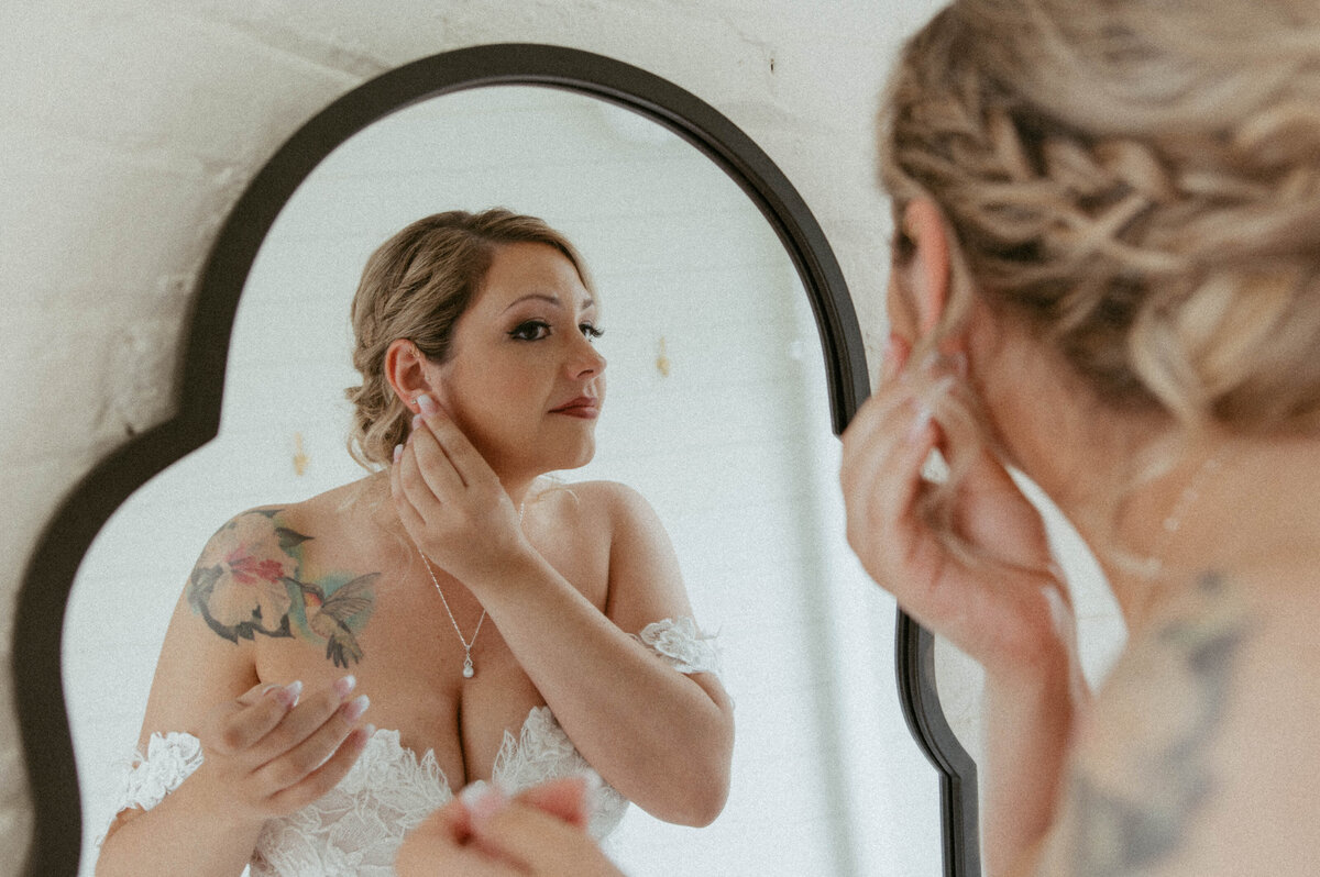 Wedding_Cincinnati_Ohio_Taft Musuem_May2024_Claire_Keathley_Photography-21 6
