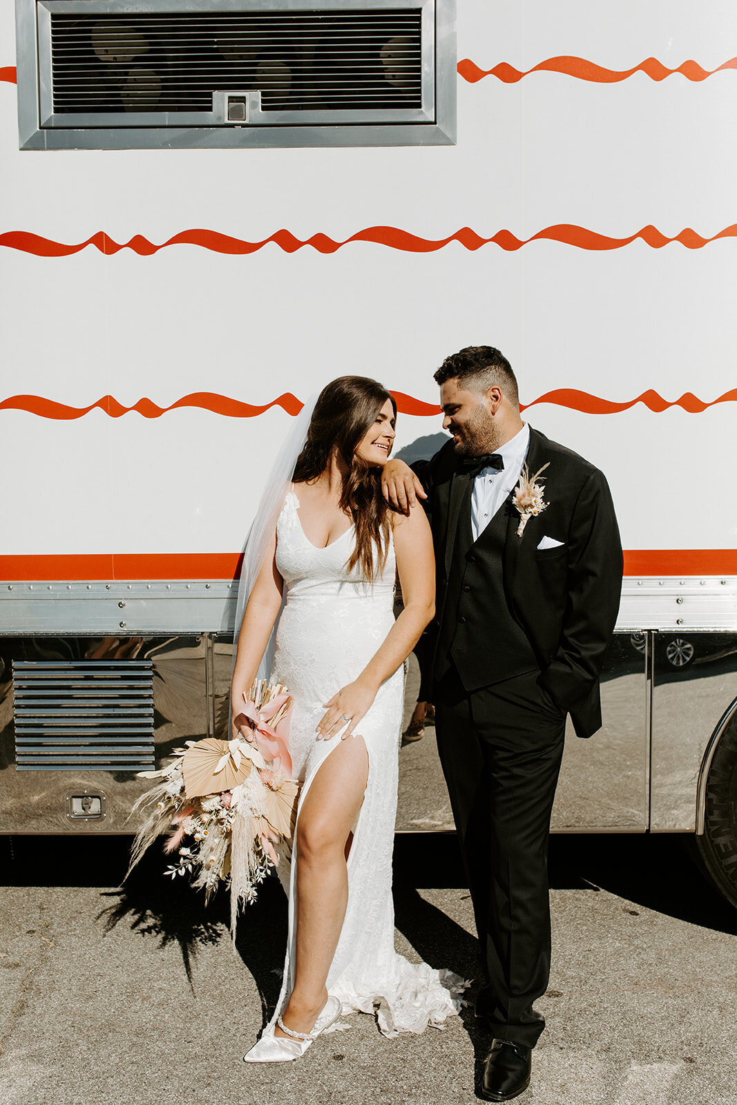 desertbornstudios - Backyard-wedding-Bellflower-400_websize