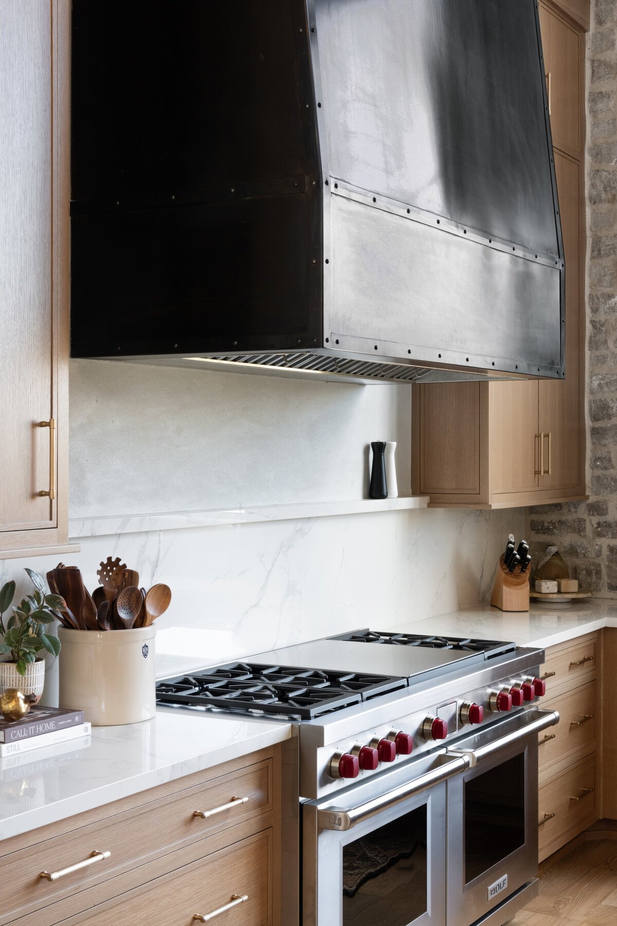 1816Rosebrooke_Legend_Studio36_002
