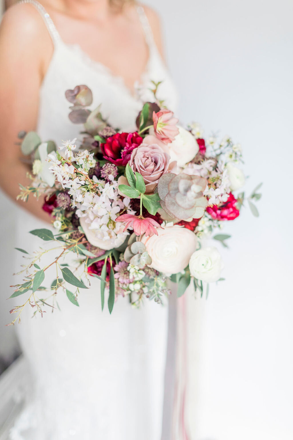 elegant whimsical bridal flowers edinburgh