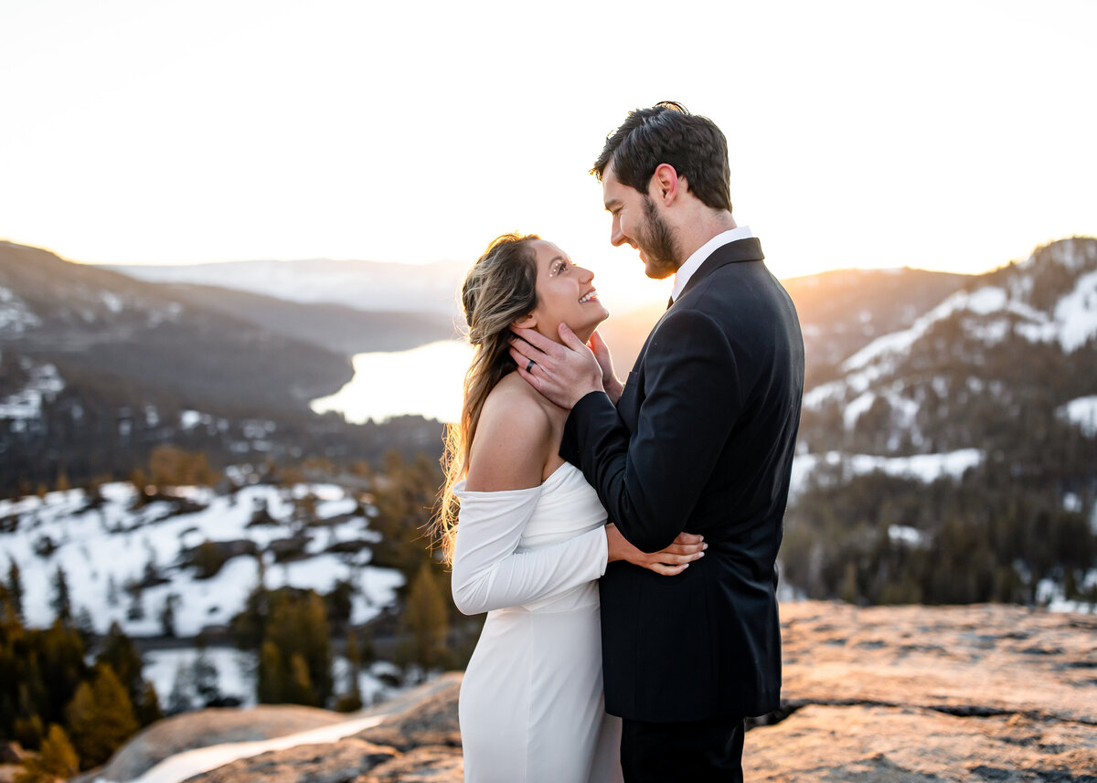 03122022_Kaci+Tyler_DonnerPassCA_AnjaJensenPhotography-24