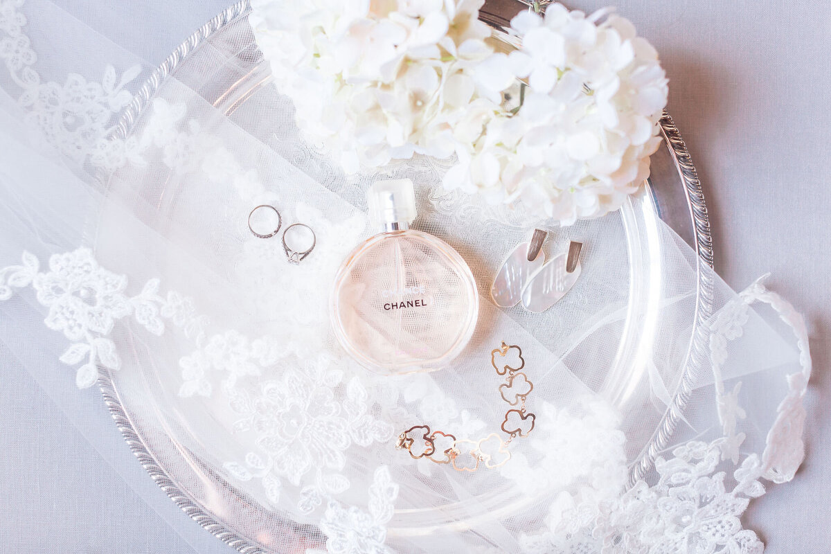 Stephanie&ChristianMorganCreekBarnAubreyTxWedding4