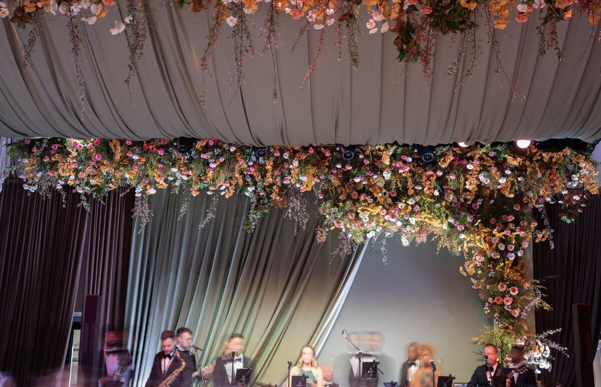 Bella_Stephen-ceilingcrop