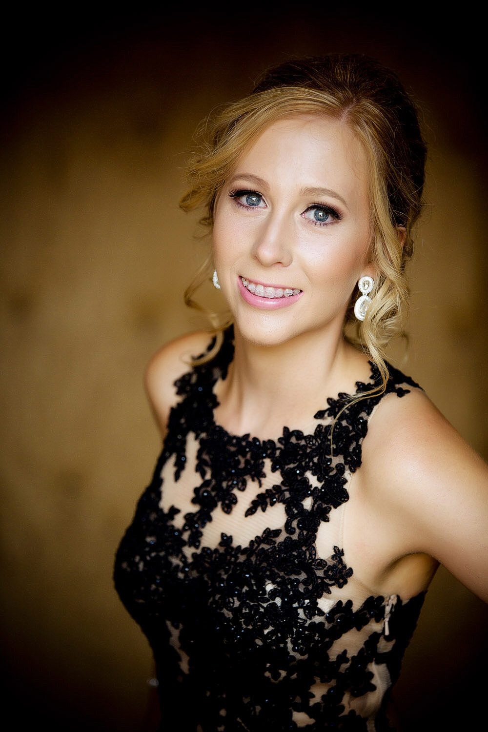 senior portrait in Blackwater, QLD