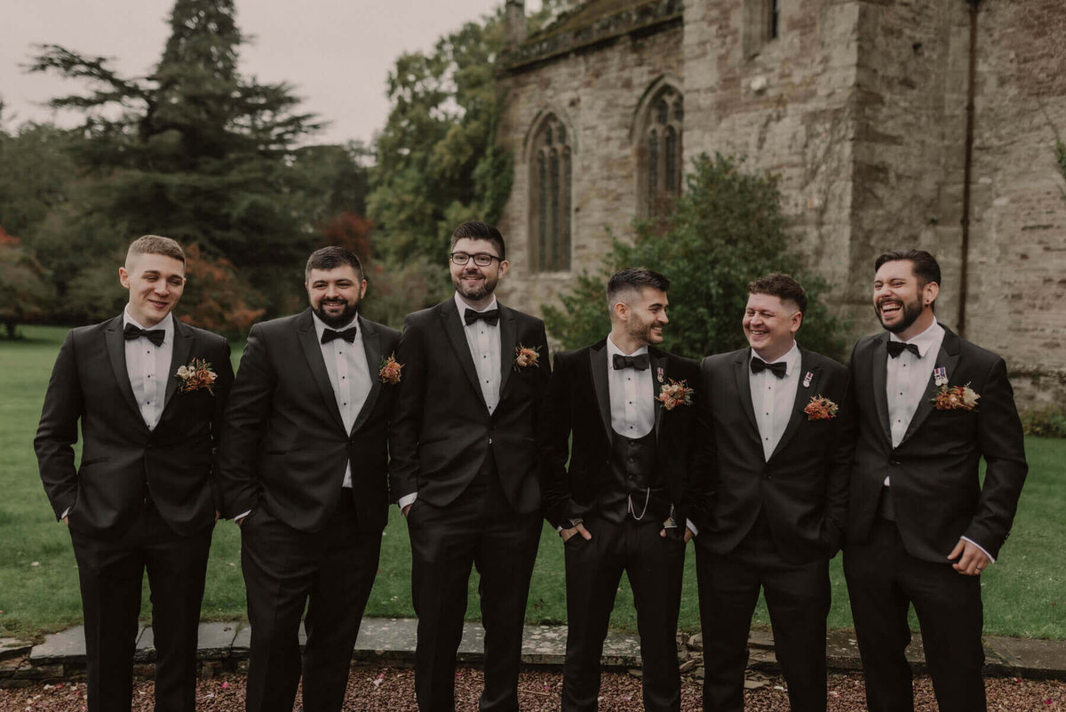 Carrie-Hampton-Court-House-Wedding-Flowers-Issy-And-Bella-Florist-Herefordshire20