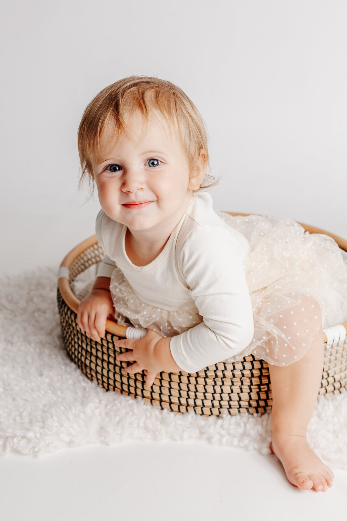 Chelsey-Kae-Photography-Guelph-Cake-Smash-Milestone-Session-2981