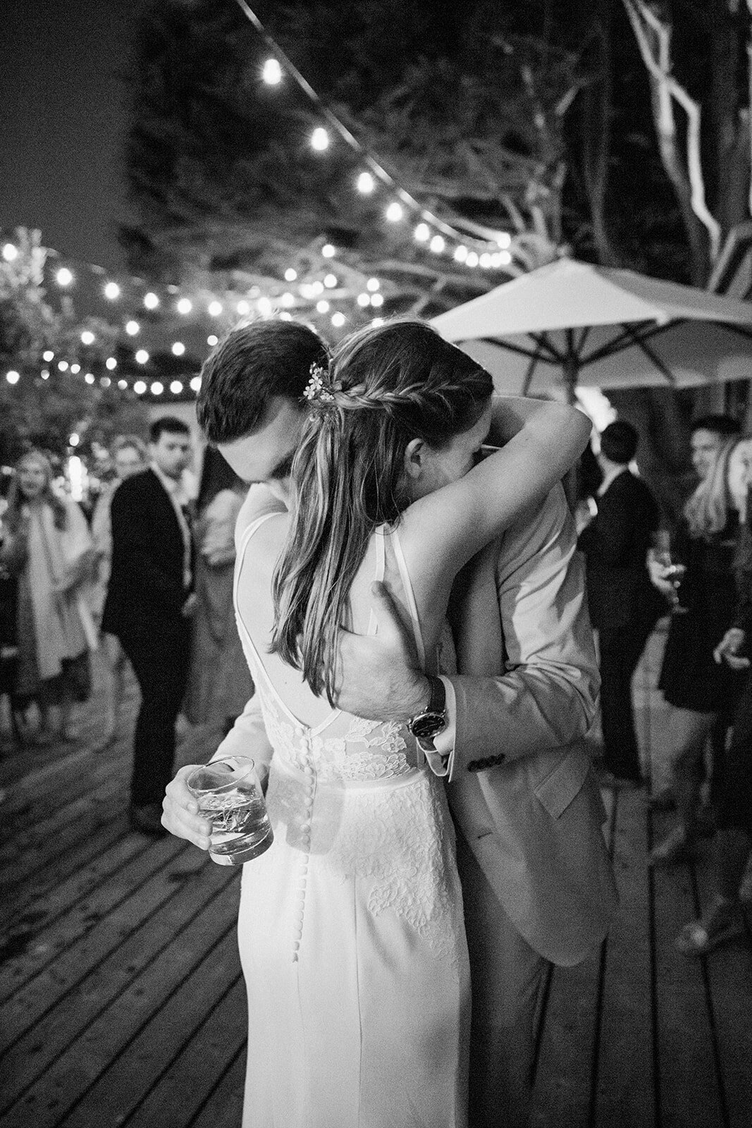 stinson-beach-backyard-wedding-planning-and-design-jacinda-weddings-and-events-39