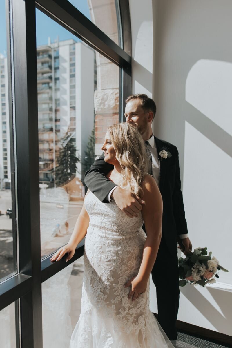 Downtown-Edmonton-Wedding-Photographer-75