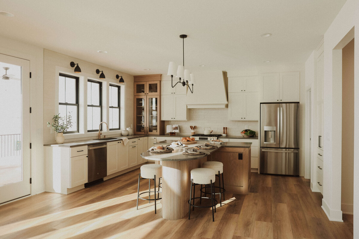 2802-Kitchen-Grimes-Central-Iowa-Custom-Home-JRL-Builders-3F1A0067