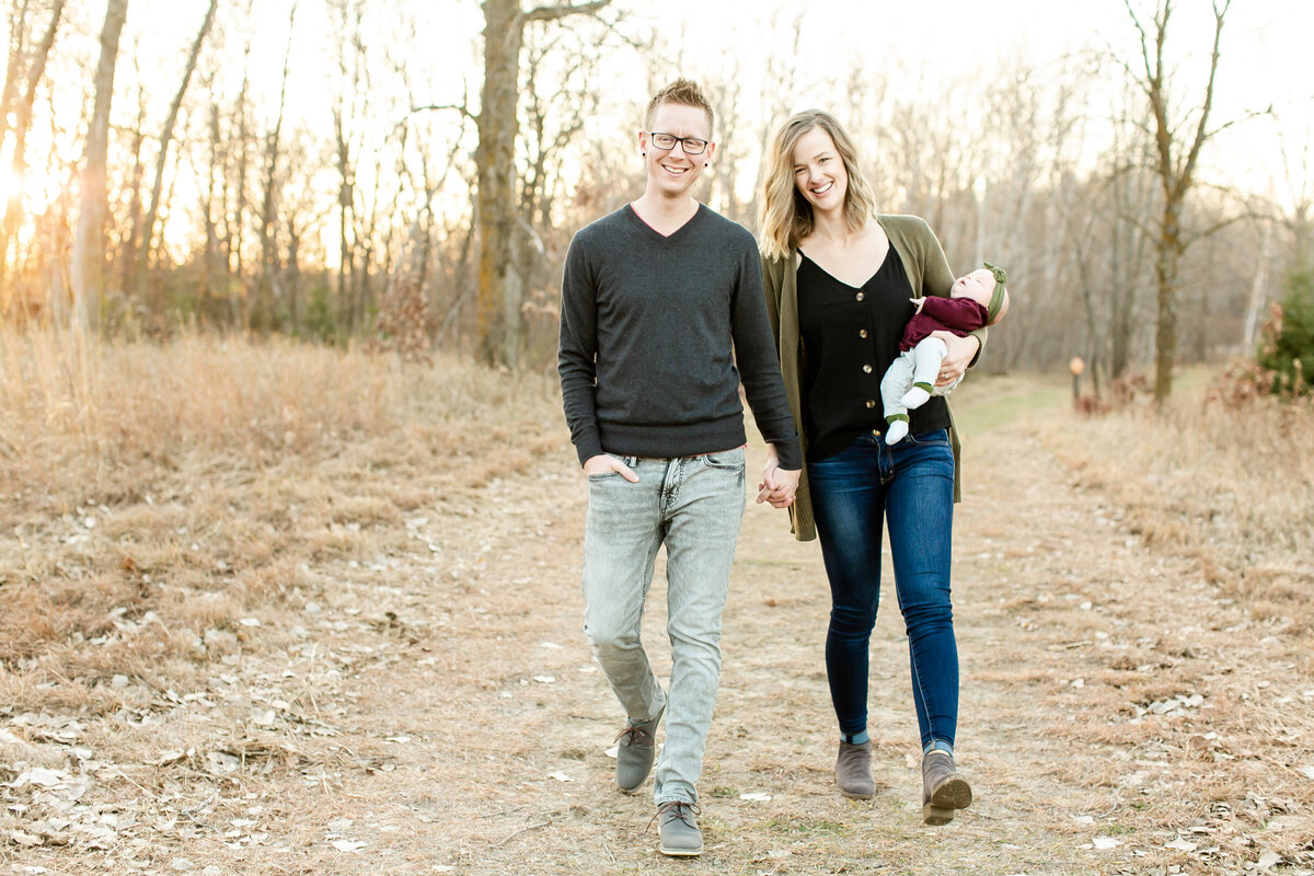 Abby-and-Brandon-Alexandria-MN-Family-Photography-Reishus-25