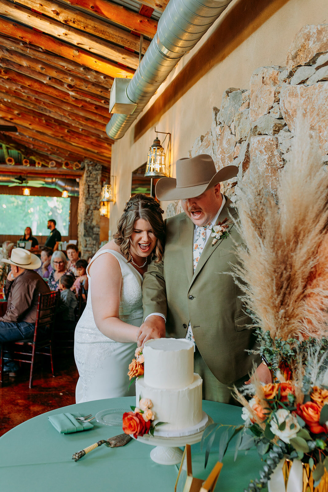 reTheBurrowWeddingPhotography-1016