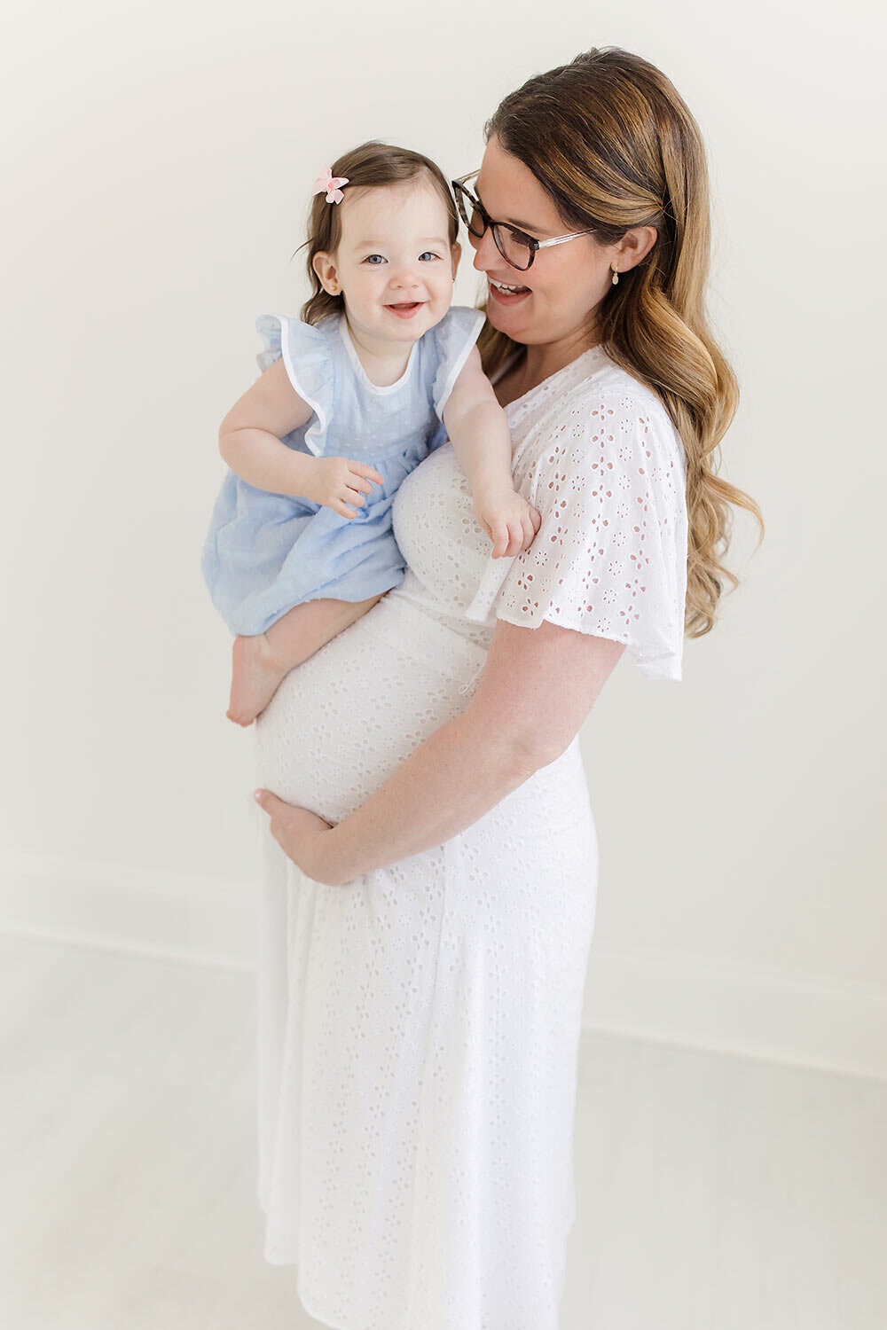 lifestyle maternity portraits atlanta