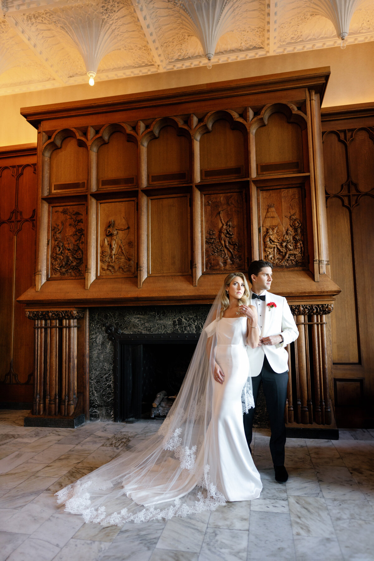 Aspen-Avenue-Chicago-Wedding-Photographer-Chicago-Athletic-Association-Simplicitee-XO-Design-Co-St-Mary-of-the-Angels-Church-Anomalie-Beauty-Timeless-Vogue-129