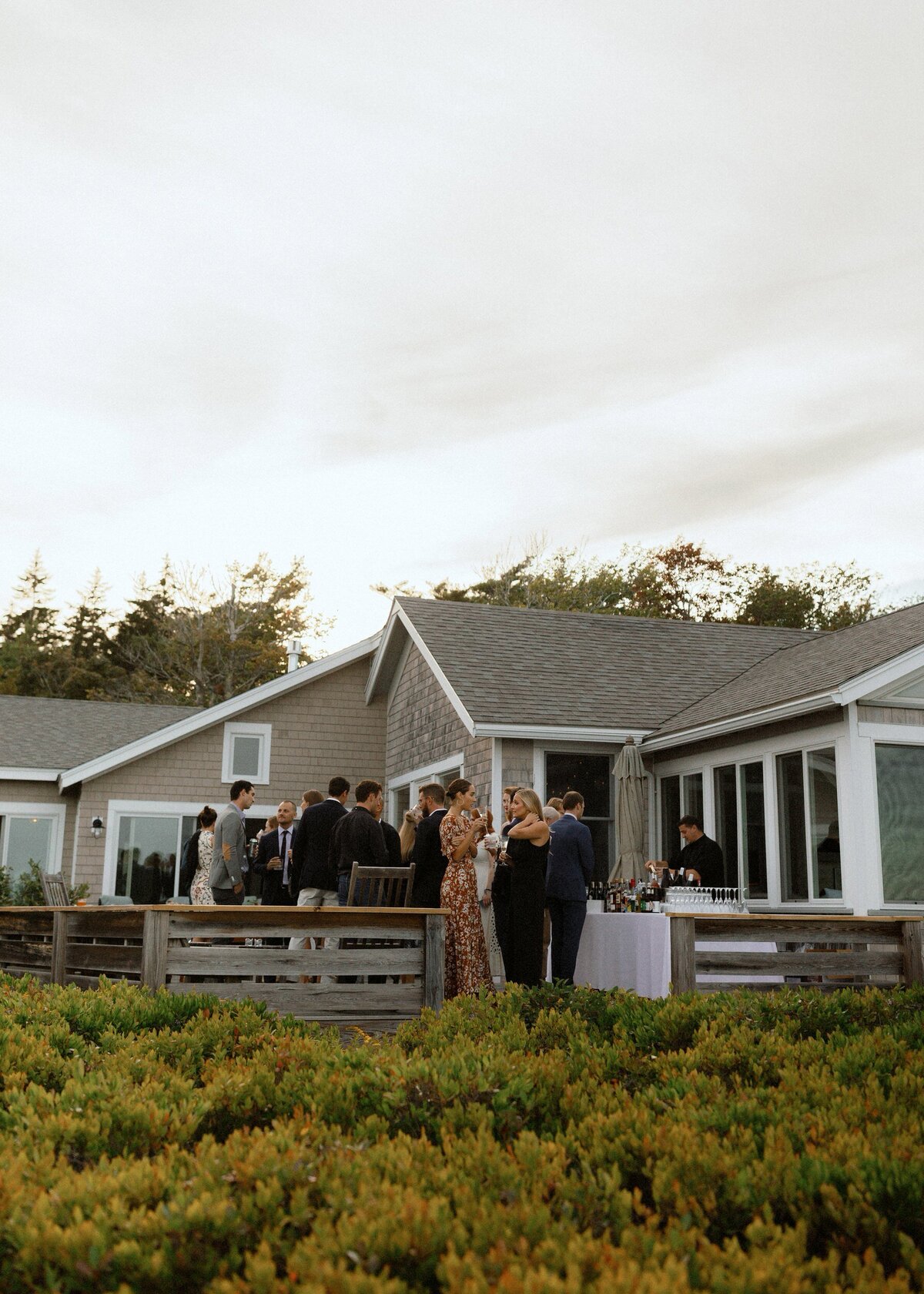 Private_Estate_Maine_Coastal_Wedding_LevKuperman_008