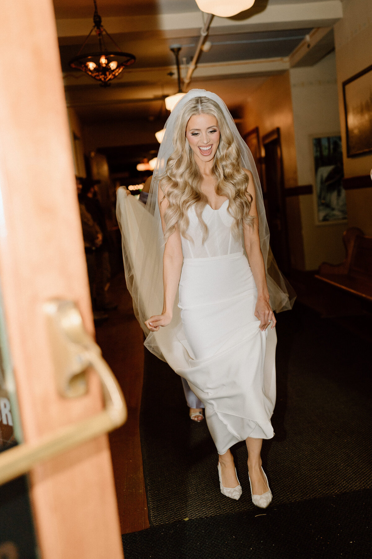 EMILY B. PHOTO CO. -- Oregon Wedding Photographer -- Edgefield McMenamins Wedding -- Shannon + Trey -- GETTING READY-138